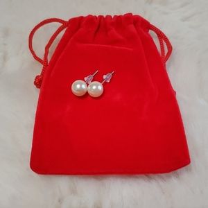 NWOT- Faux Pearl Stud Earrings